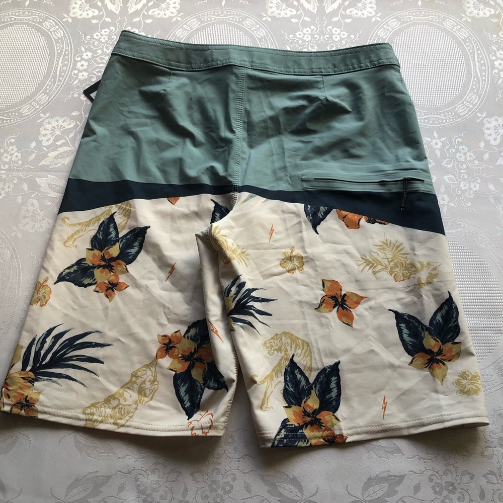 O'Neill Hyperfreak Strech Floral Swim Men's Size 29 Teal Floral Board-Shorts NWT - Picture 2 of 16
